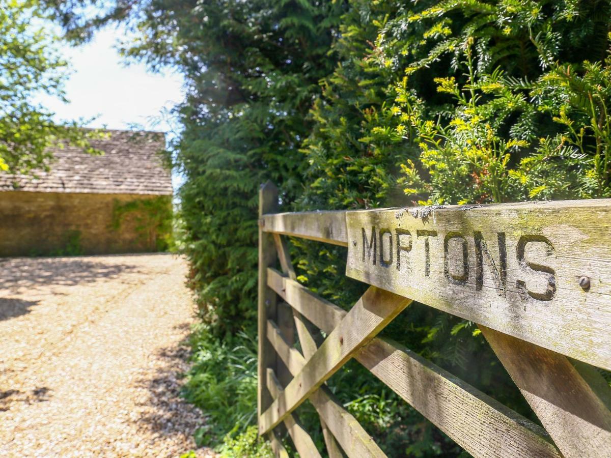 The Lodge At Mortons Malmesbury Zewnętrze zdjęcie